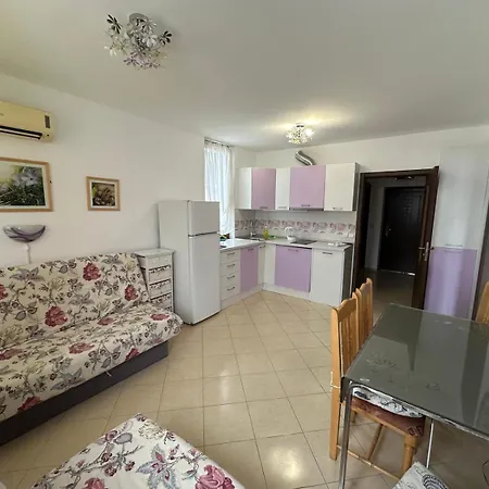Appartement Emilia Ravda